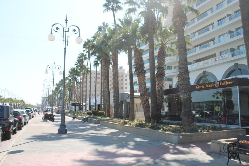 לרנקה Mama Seaside Apartment מראה חיצוני תמונה