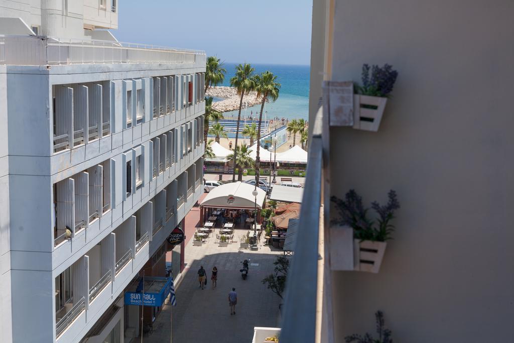 לרנקה Mama Seaside Apartment מראה חיצוני תמונה