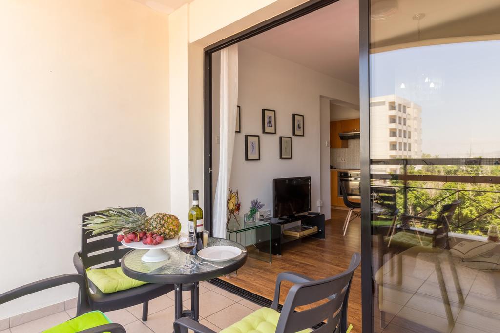 לרנקה Mama Seaside Apartment מראה חיצוני תמונה